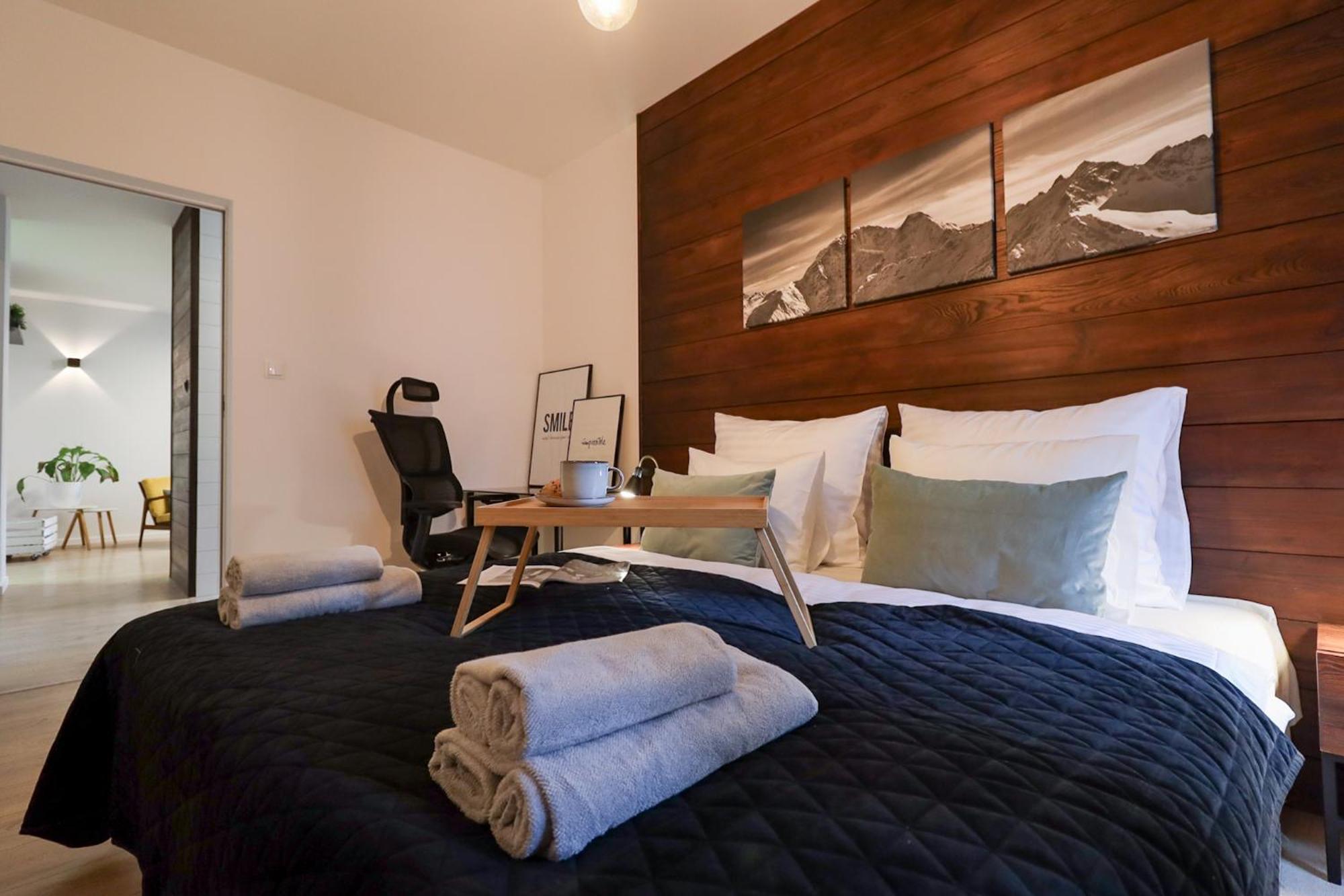 Six Dreams Spot Apartment Poznan Bagian luar foto