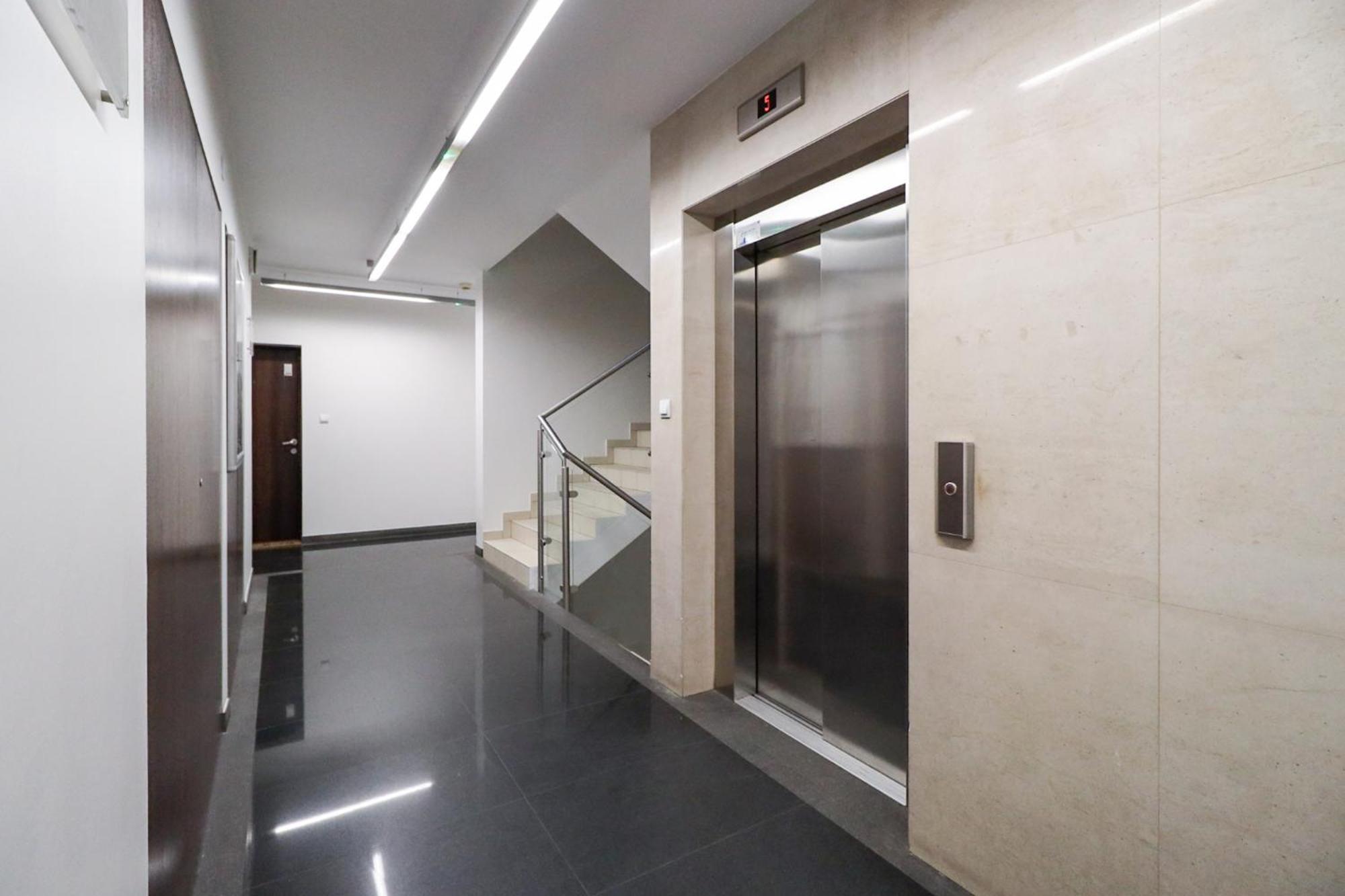 Six Dreams Spot Apartment Poznan Bagian luar foto