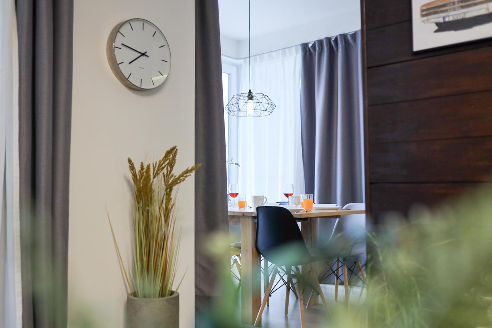 Six Dreams Spot Apartment Poznan Bagian luar foto
