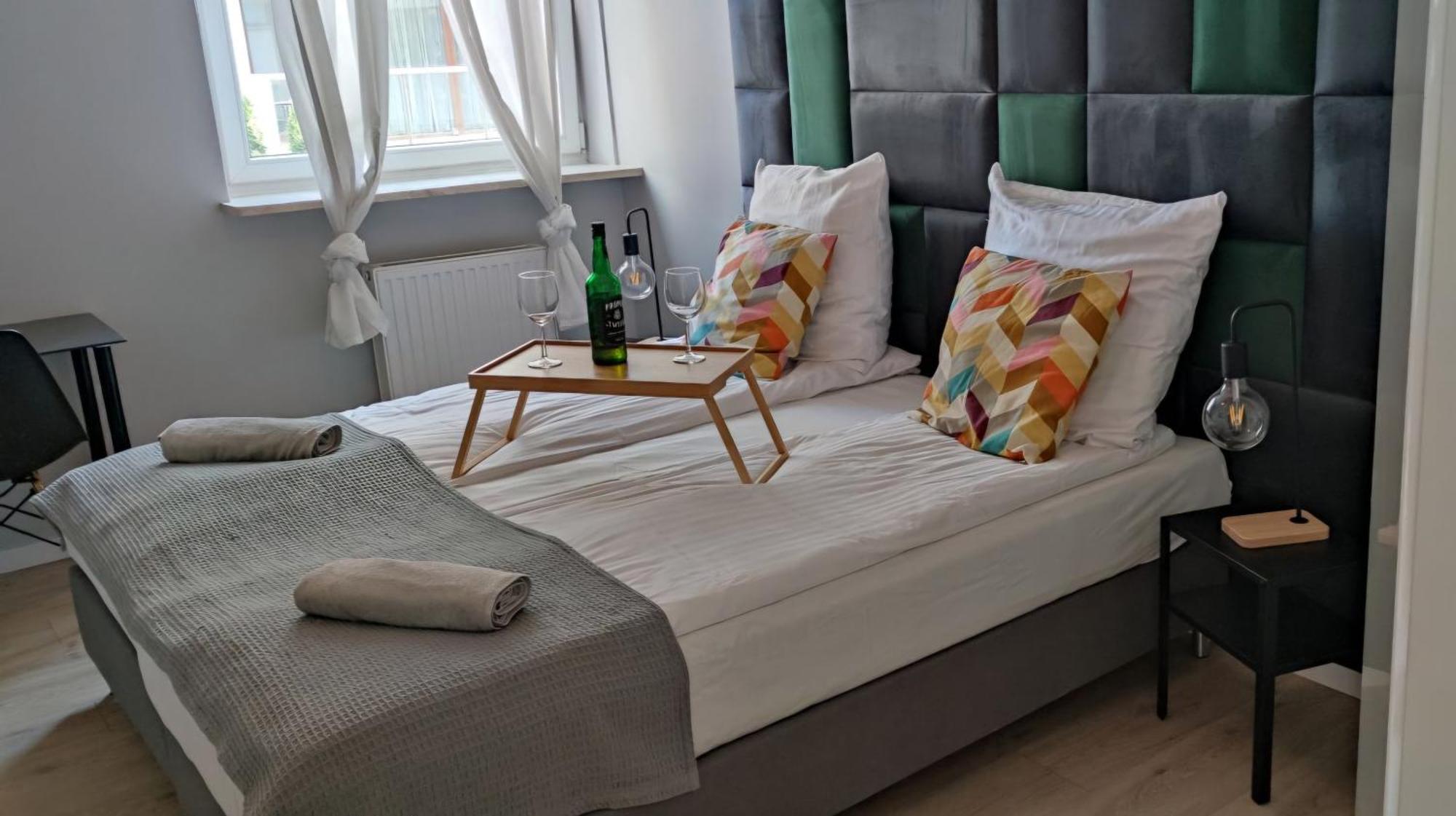 Six Dreams Spot Apartment Poznan Bagian luar foto